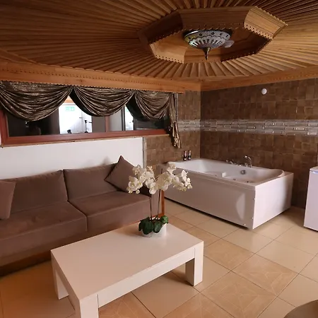 Mervehan Otel